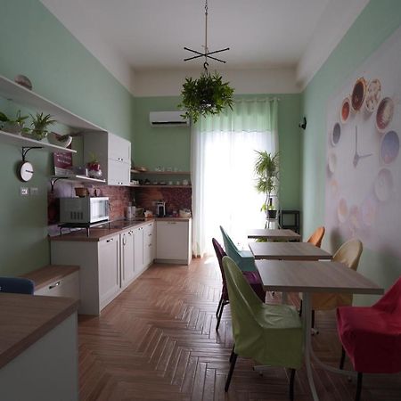 B&B I Due Teatri Napoli Esterno foto